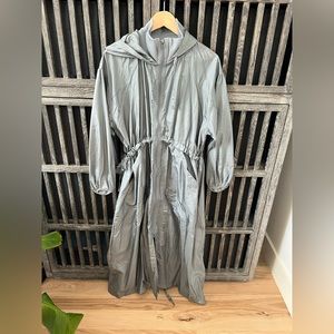 Rain coat